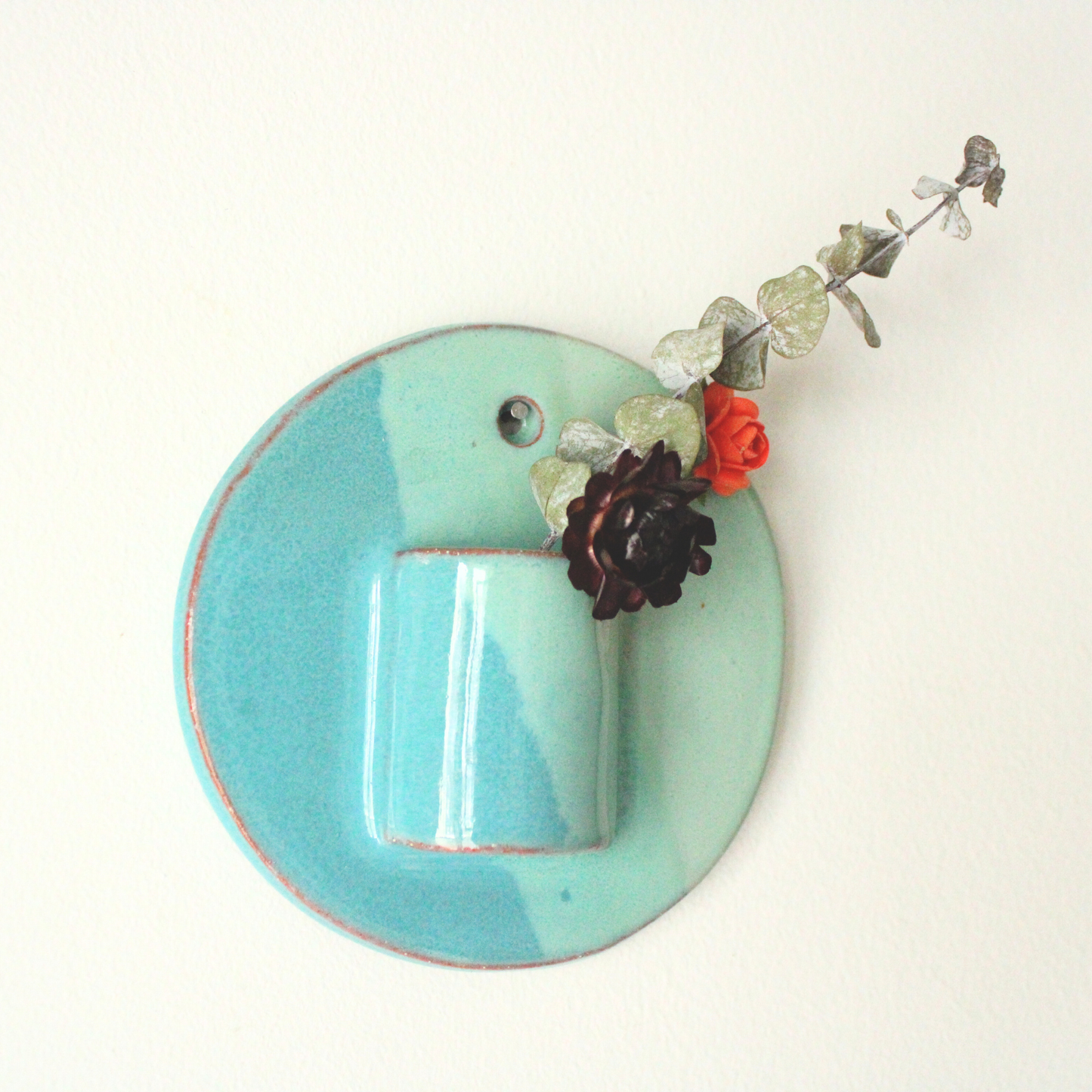 Full moon wall pocket